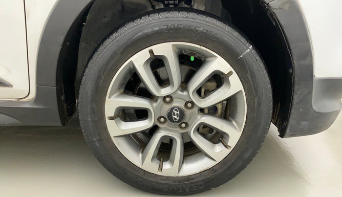 2015 Hyundai i20 Active 1.2 S, Petrol, Manual, 66,189 km, Right Front Wheel