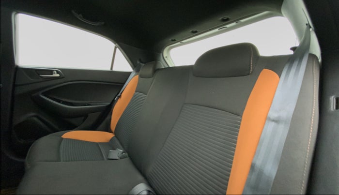 2015 Hyundai i20 Active 1.2 S, Petrol, Manual, 66,189 km, Right Side Rear Door Cabin