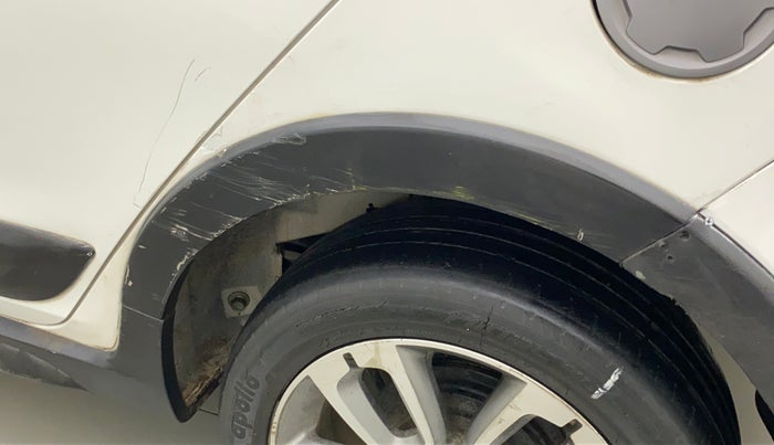 2015 Hyundai i20 Active 1.2 S, Petrol, Manual, 66,189 km, Left quarter panel - Cladding has minor damage