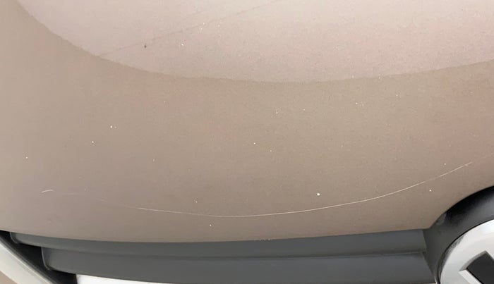 2016 Volkswagen Ameo HIGHLINE1.2L, Petrol, Manual, 1,42,245 km, Bonnet (hood) - Minor scratches