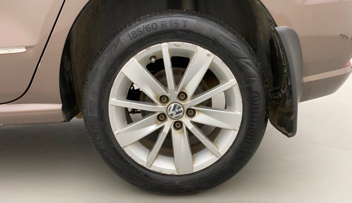 2016 Volkswagen Ameo HIGHLINE1.2L, Petrol, Manual, 1,42,245 km, Left Rear Wheel