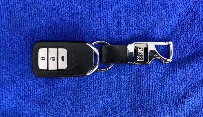 2015 Honda City VX CVT PETROL, Petrol, Automatic, 65,037 km, Key Close Up