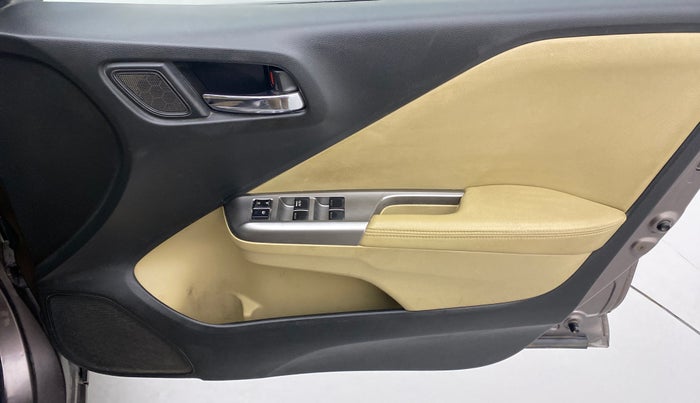 2015 Honda City VX CVT PETROL, Petrol, Automatic, 65,037 km, Driver Side Door Panels Control