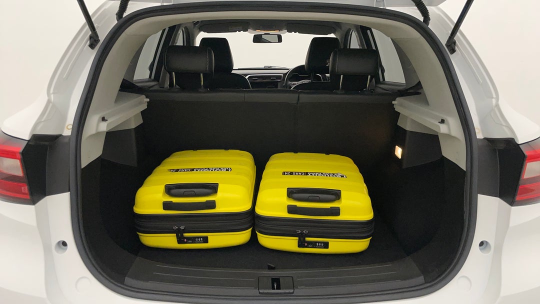 2022 MG ZS Excite, Automatic, 37007 km, Boot Inside View with Luggage