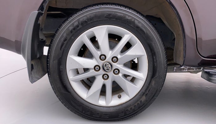 2016 Toyota Innova Crysta 2.8 GX AT 7 STR, Diesel, Automatic, 79,673 km, Right Rear Wheel