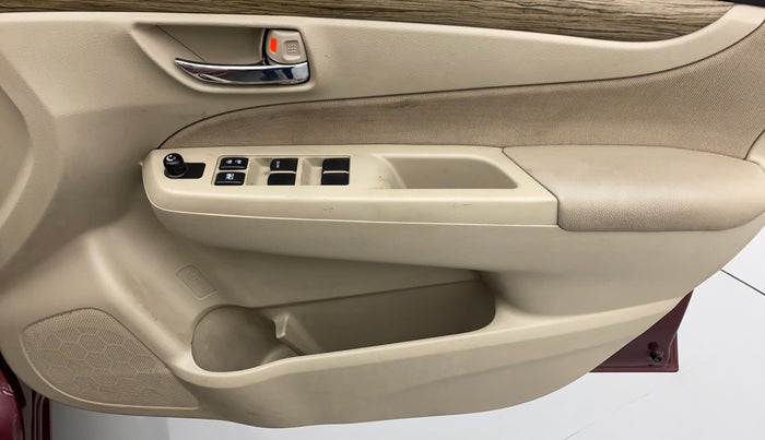 2019 Maruti Ciaz DELTA 1.5 SHVS VVT MT, Petrol, Manual, 81,666 km, Driver Side Door Panels Control
