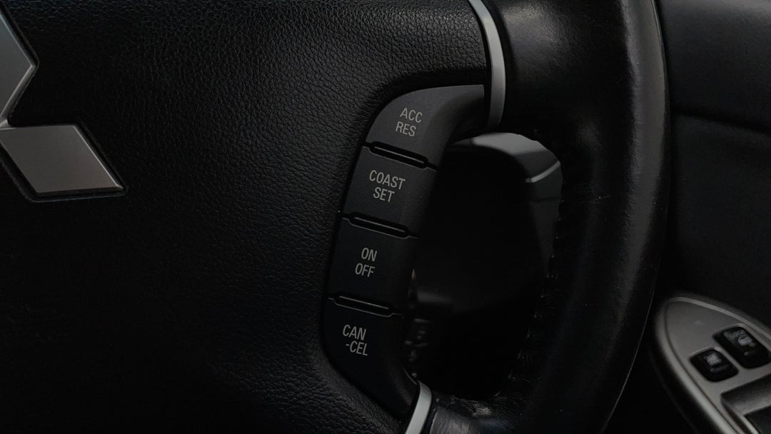 2015 Mitsubishi Pajero Glx Lwb (4x4), Automatic, 142636 km, Cruise Control