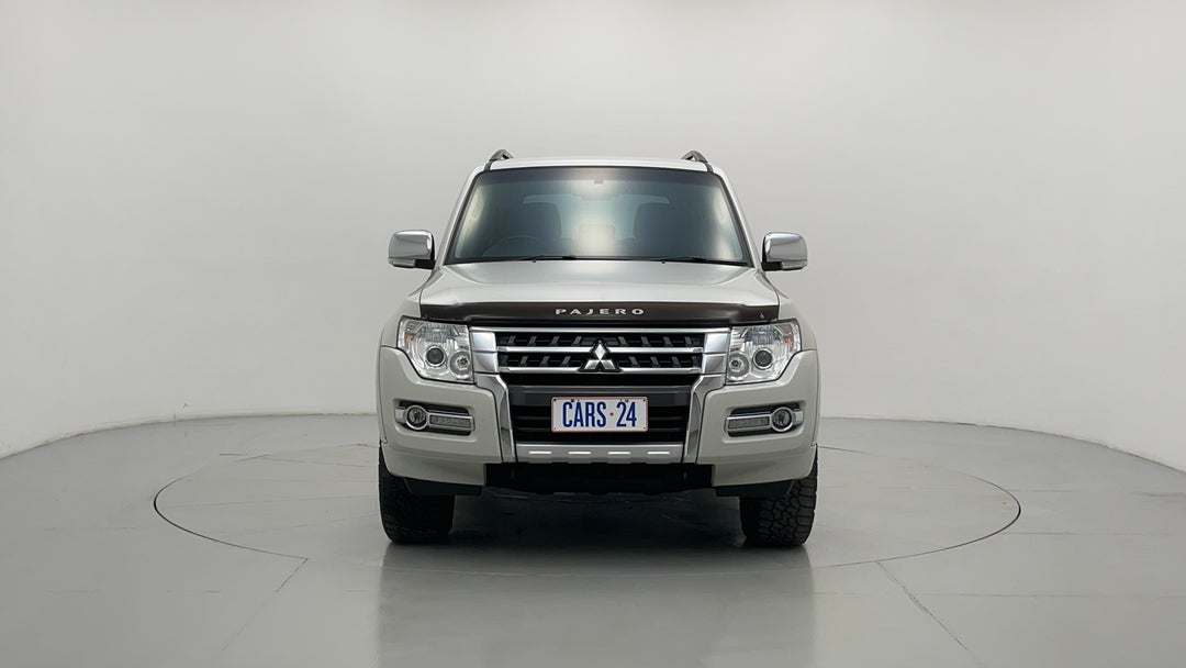 2015 Mitsubishi Pajero Glx Lwb (4x4), Automatic, 142636 km, Front View
