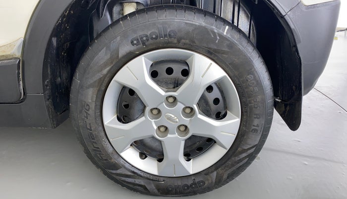 2019 Mahindra XUV300 1.5 W6 MT, Diesel, Manual, 49,179 km, Left Rear Wheel