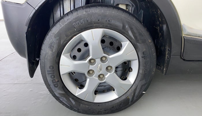 2019 Mahindra XUV300 1.5 W6 MT, Diesel, Manual, 49,179 km, Right Rear Wheel