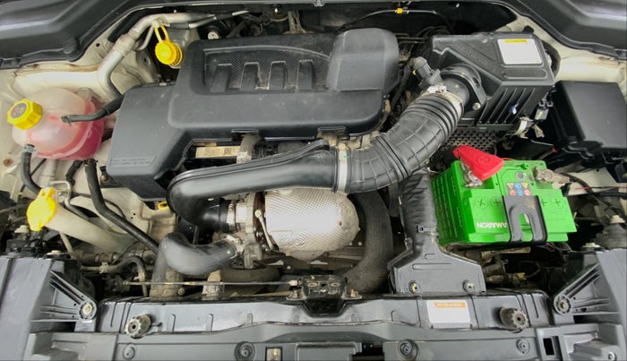 2019 Mahindra XUV300 1.5 W6 MT, Diesel, Manual, 49,179 km, Open Bonet