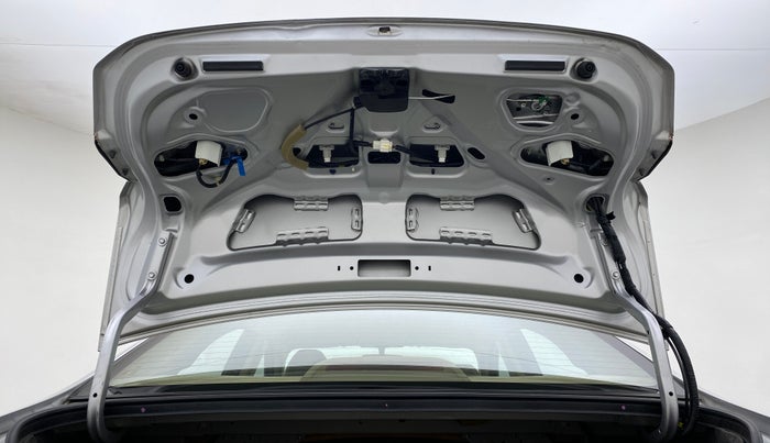 2014 Honda City V MT PETROL, Petrol, Manual, 82,084 km, Boot Door Open