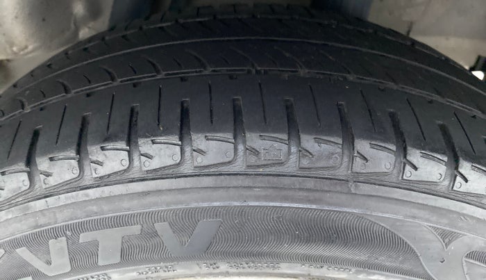 2014 Honda City V MT PETROL, Petrol, Manual, 82,084 km, Left Rear Tyre Tread