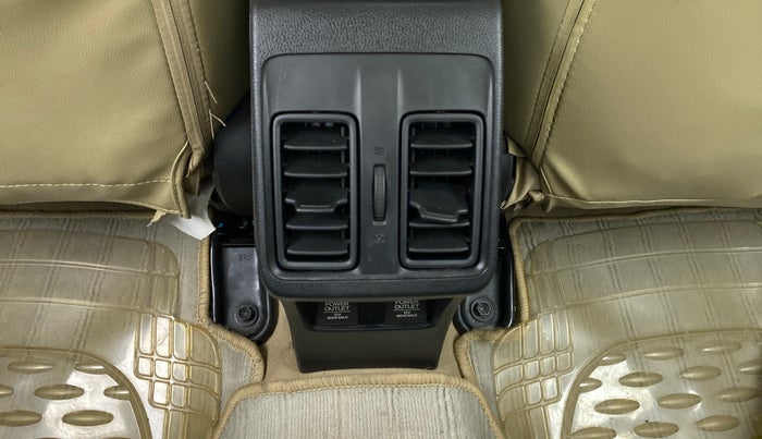 2014 Honda City V MT PETROL, Petrol, Manual, 82,084 km, Rear AC Vents