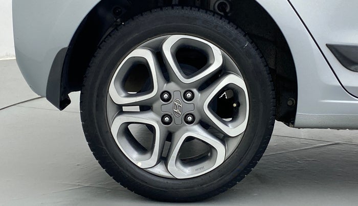 2019 Hyundai Elite i20 1.2 MAGNA PLUS VTVT, Petrol, Manual, 26,452 km, Right Rear Wheel