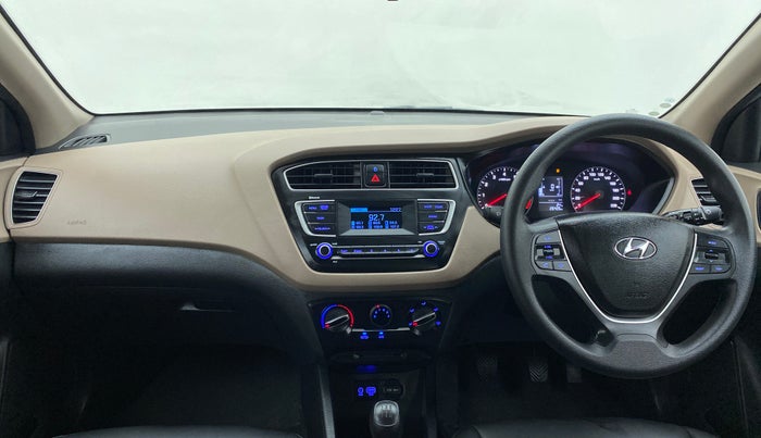 2019 Hyundai Elite i20 1.2 MAGNA PLUS VTVT, Petrol, Manual, 26,452 km, Dashboard