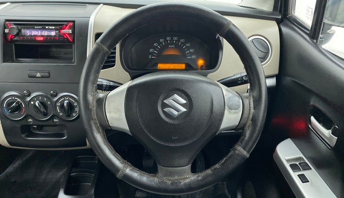 2015 Maruti Wagon R 1.0 LXI CNG, CNG, Manual, 87,691 km, Steering Wheel Close Up