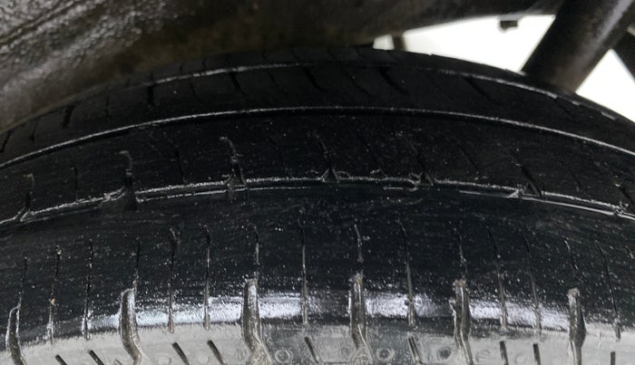 2015 Maruti Wagon R 1.0 LXI CNG, CNG, Manual, 87,691 km, Left Rear Tyre Tread