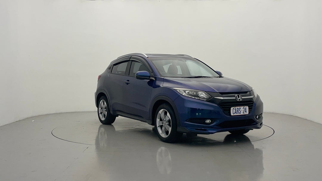 2015 Honda HR-V Vti-s, Automatic, 73952 km, Right Front Diagonal (45- Degree) View