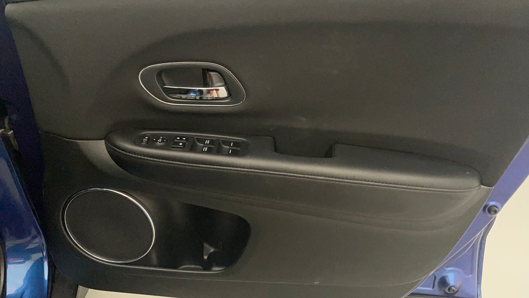 2015 Honda HR-V Vti-s, Automatic, 73952 km, Speaker View