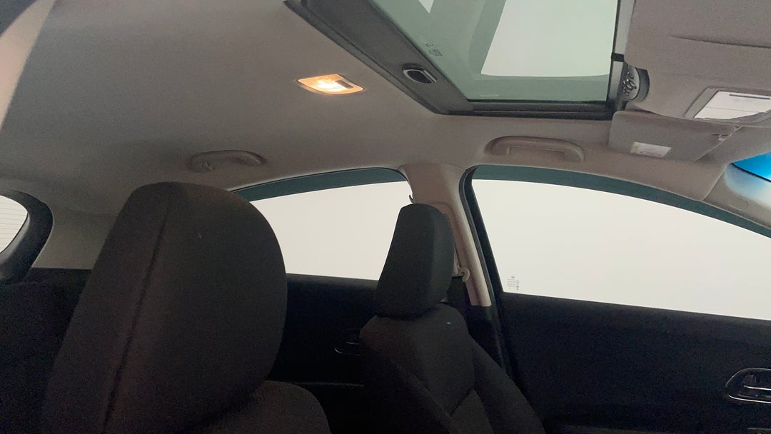 2015 Honda HR-V Vti-s, Automatic, 73952 km, Interior Sunroof/Moonroof