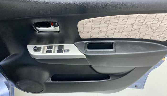2015 Maruti Wagon R 1.0 VXI, Petrol, Manual, 33,403 km, Driver Side Door Panels Control