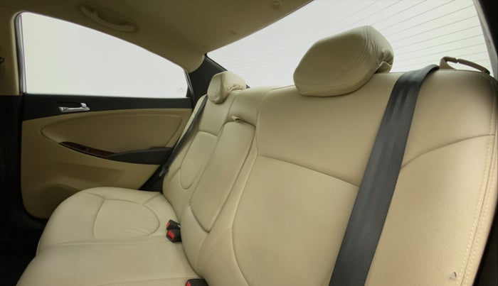 2014 Hyundai Verna FLUIDIC 1.6 CRDI SX, Diesel, Manual, 58,362 km, Right Side Rear Door Cabin