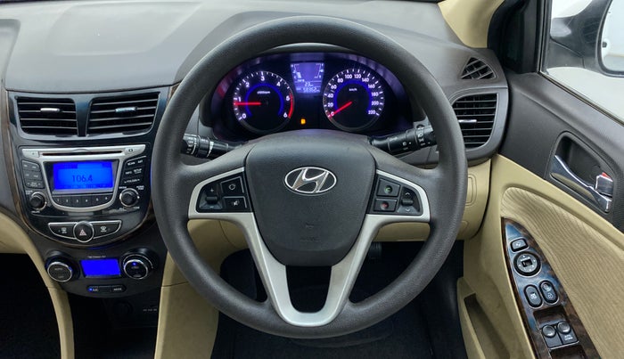 2014 Hyundai Verna FLUIDIC 1.6 CRDI SX, Diesel, Manual, 58,362 km, Steering Wheel Close Up