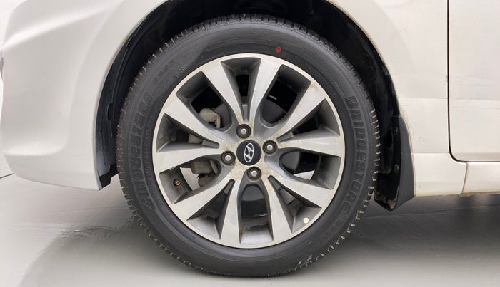 2014 Hyundai Verna FLUIDIC 1.6 CRDI SX, Diesel, Manual, 58,362 km, Left Front Wheel