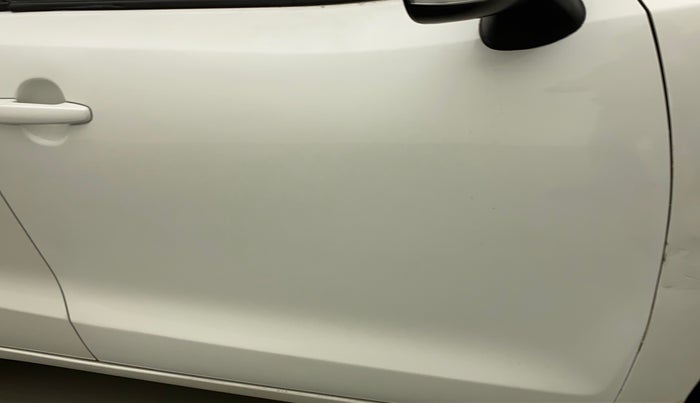2015 Maruti Baleno DELTA PETROL 1.2, Petrol, Manual, 61,667 km, Driver-side door - Paint has faded