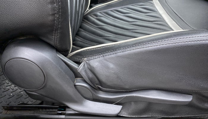 2018 Maruti Swift VXI AMT D, Petrol, Automatic, 25,412 km, Driver Side Adjustment Panel