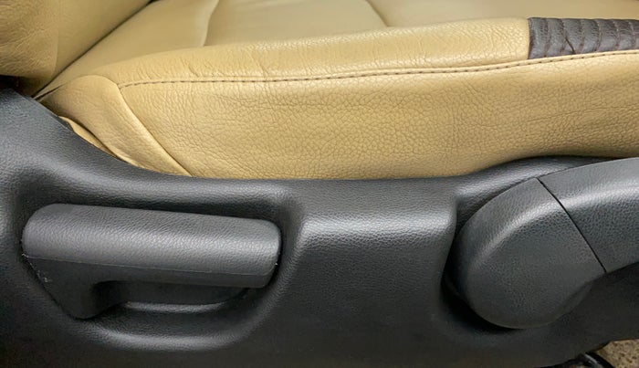2014 Honda City 1.5L I-VTEC SV, Petrol, Manual, 61,858 km, Driver Side Adjustment Panel
