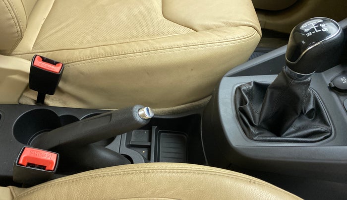 2015 Ford Figo Aspire 1.2 TITANIUM PETROL, Petrol, Manual, 23,639 km, Gear Lever