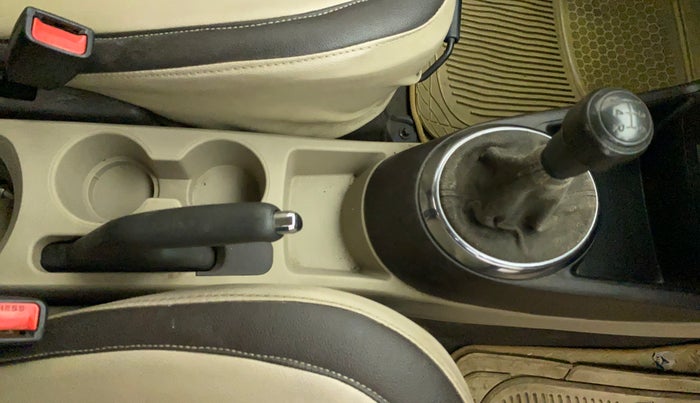 2010 Hyundai i20 MAGNA 1.2, Petrol, Manual, 62,822 km, Gear Lever