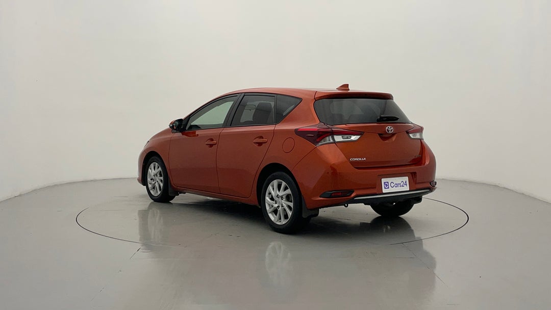 Left Back Diagonal (45- Degree) View