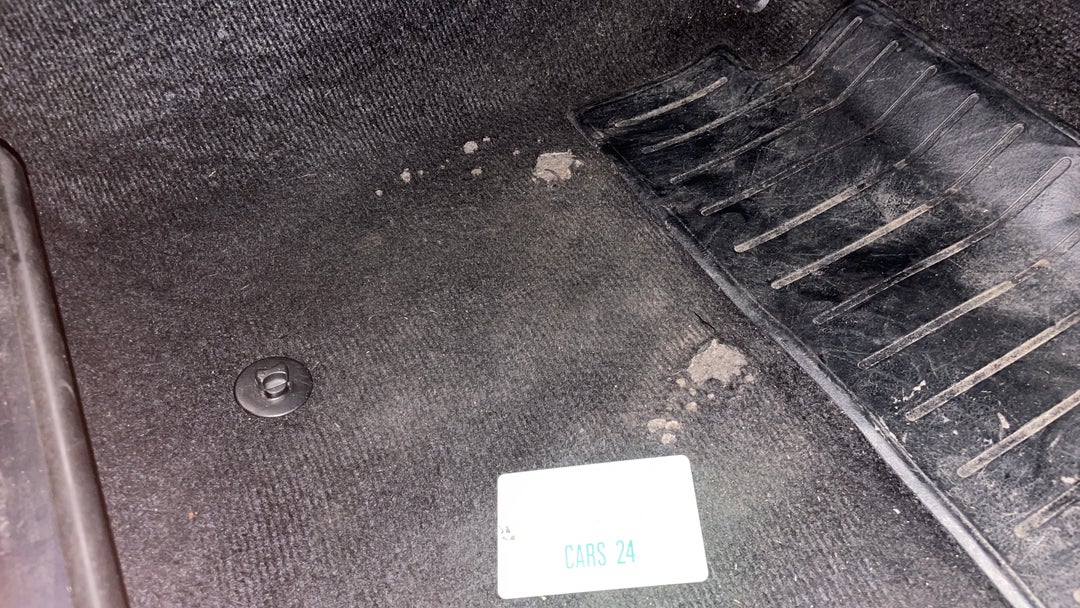 Floors / Carpets Tear