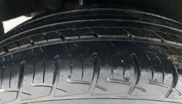 2019 Maruti Baleno DELTA 1.2 K12, Petrol, Manual, 25,906 km, Right Rear Tyre Tread
