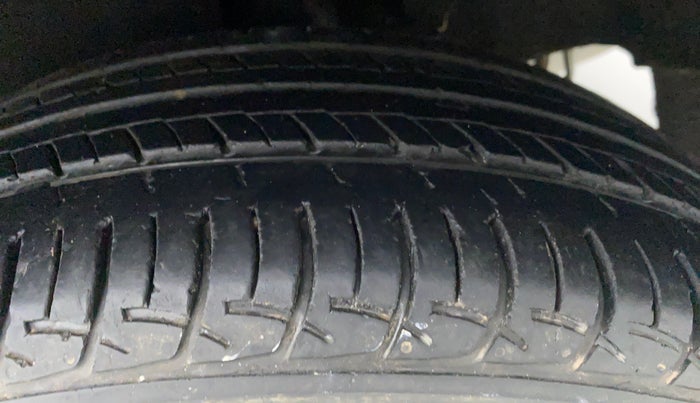 2019 Maruti Baleno DELTA 1.2 K12, Petrol, Manual, 25,906 km, Left Rear Tyre Tread