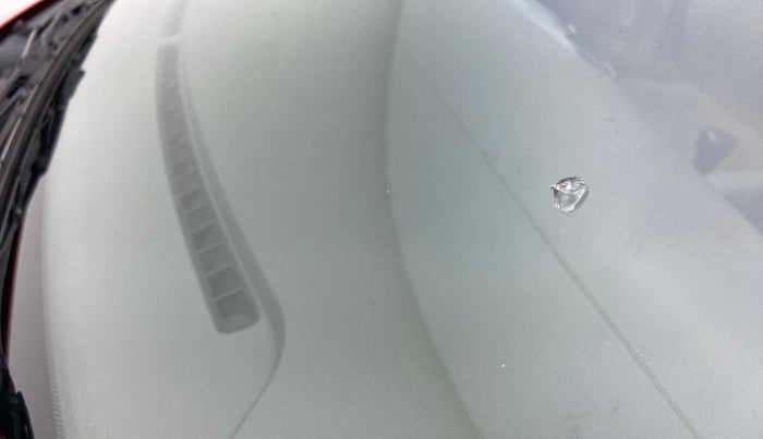 2010 Hyundai i10 MAGNA 1.2, Petrol, Manual, 83,958 km, Front windshield - Minor spot on windshield