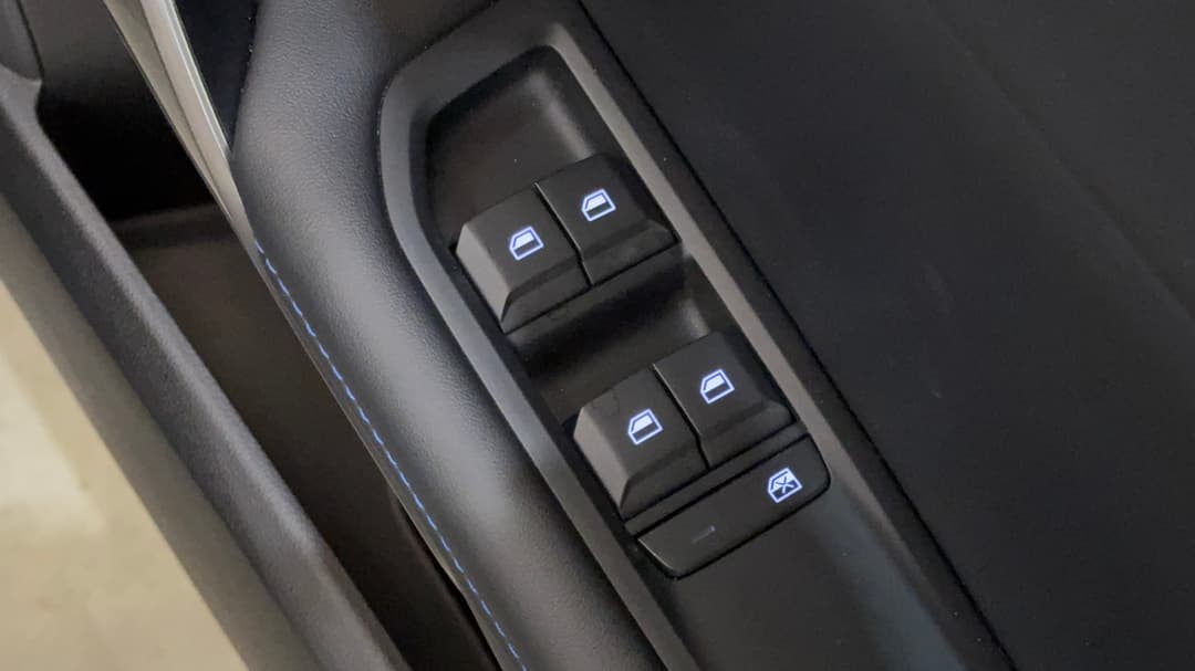 2024 MG Mg4 Excite 51 125kw, Automatic, 10732 km, Drivers Side Door Panel Controls