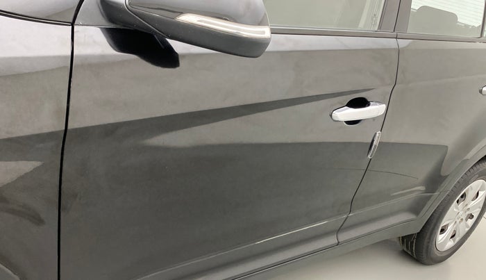 2015 Hyundai Creta 1.6 S, Petrol, Manual, 53,811 km, Front passenger door - Minor scratches