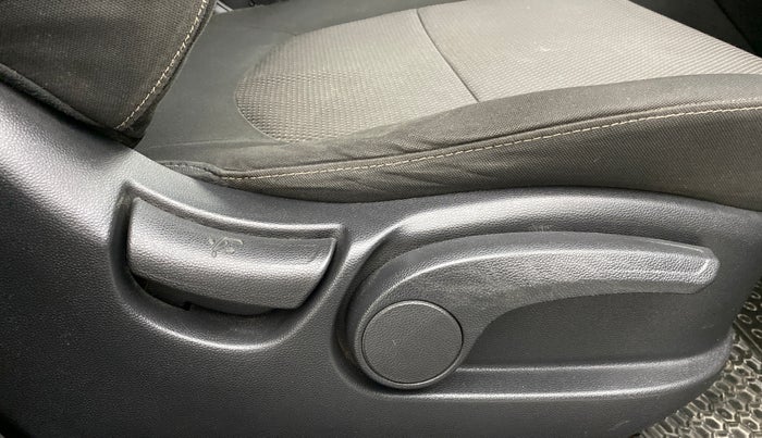 2015 Hyundai Creta 1.6 S, Petrol, Manual, 53,811 km, Driver Side Adjustment Panel