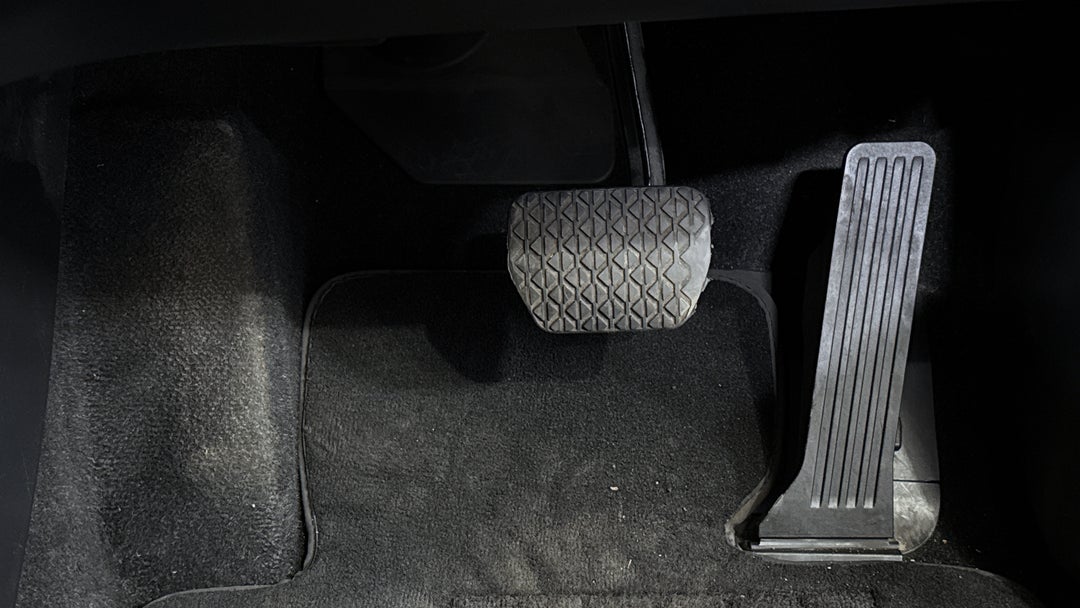 2019 Mazda CX-5 Akera (4x4), Automatic, 109222 km, Pedals and Footmat