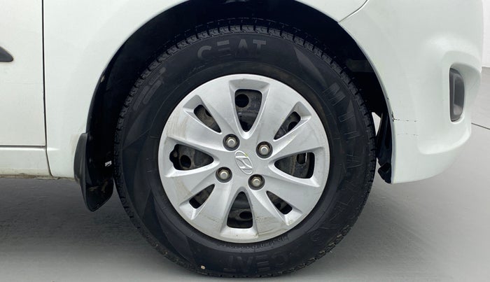 2012 Hyundai i10 MAGNA 1.2, Petrol, Manual, 30,779 km, Right Front Wheel