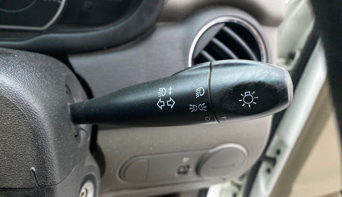 2012 Hyundai i10 MAGNA 1.2, Petrol, Manual, 30,779 km, Combination switch - Turn Indicator not functional