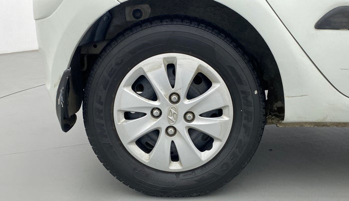 2012 Hyundai i10 MAGNA 1.2, Petrol, Manual, 30,779 km, Right Rear Wheel