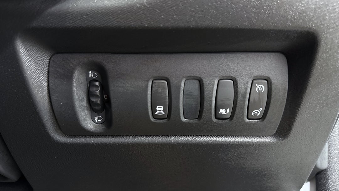 2021 Renault Kangoo Compact 1.2, Automatic, 10862 km, Utility Switches/Buttons