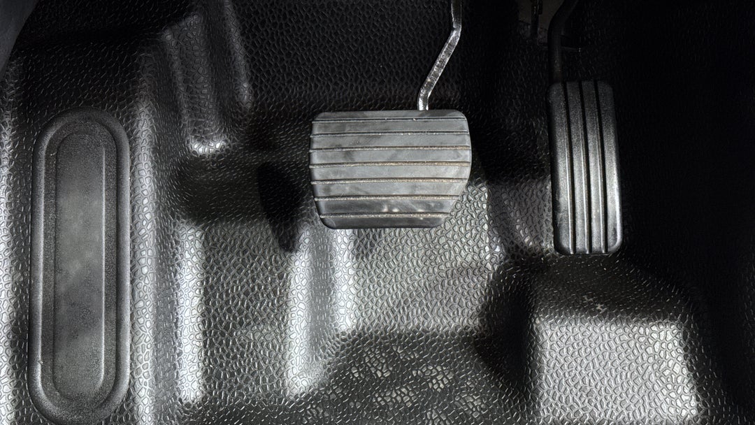 2021 Renault Kangoo Compact 1.2, Automatic, 10862 km, Pedals and Footmat