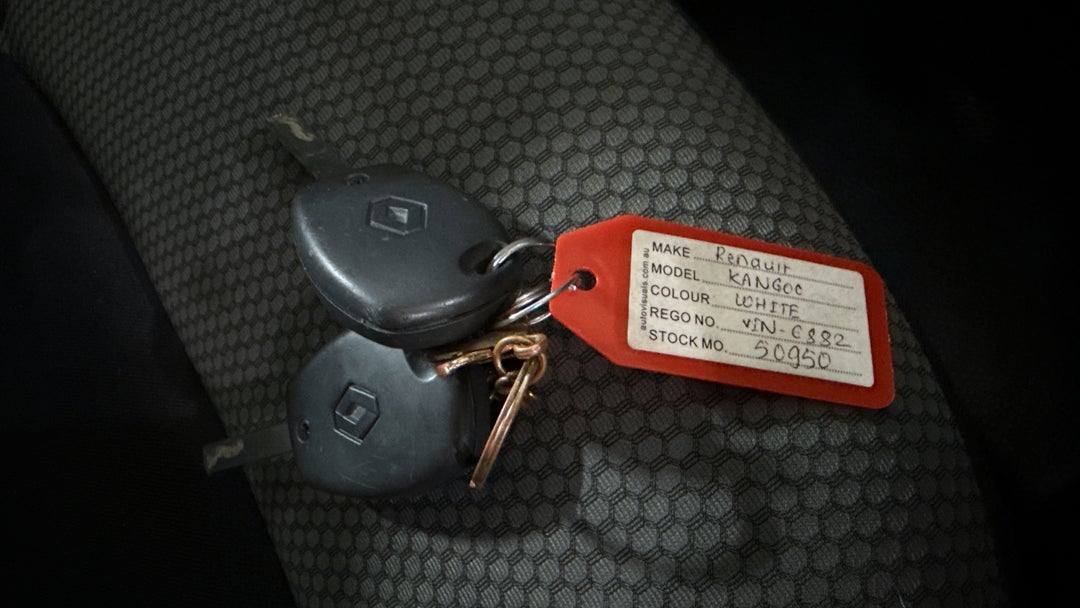 2021 Renault Kangoo Compact 1.2, Automatic, 10862 km, Key Close-up