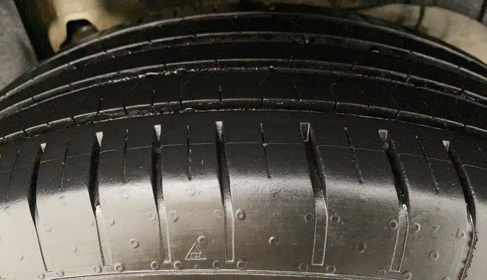 2021 Mahindra XUV300 W4 1.5 DIESEL, Diesel, Manual, 17,548 km, Left Rear Tyre Tread